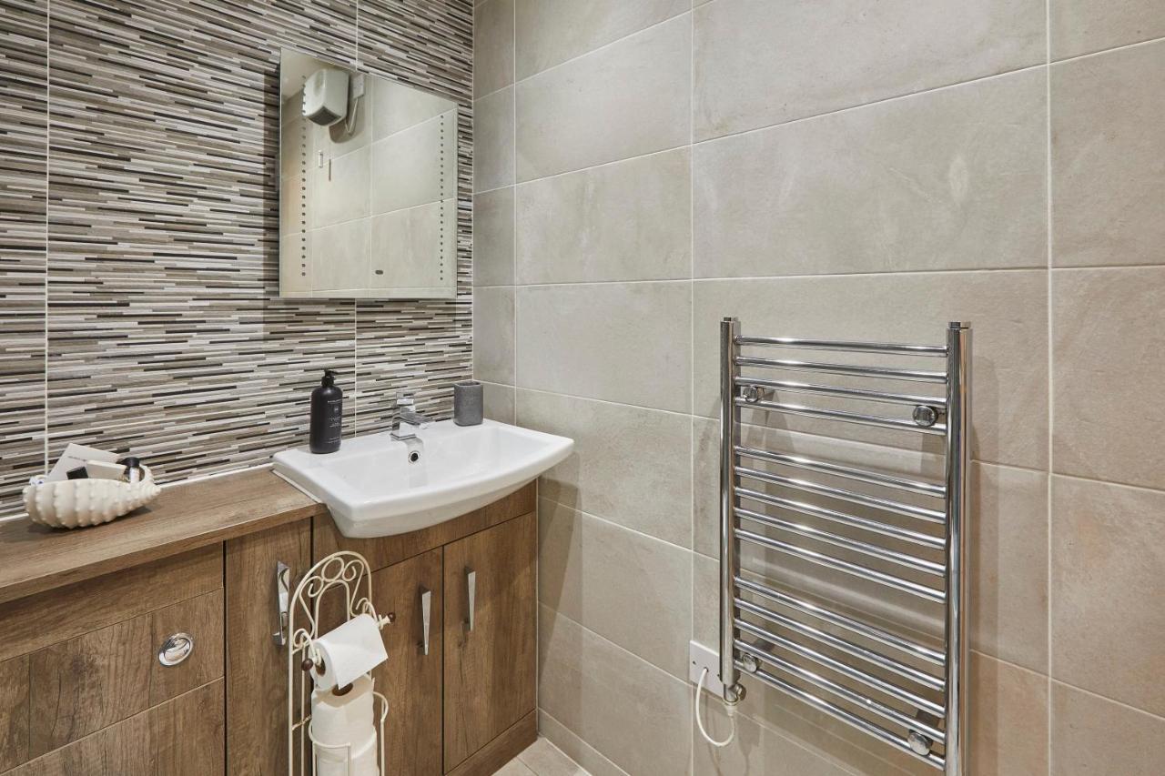 Host & Stay - Riverrun Whitby Esterno foto